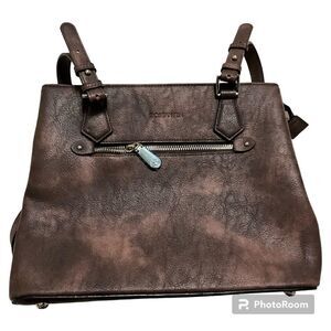 Bostanten Woman handbag leather shoulder NWOT